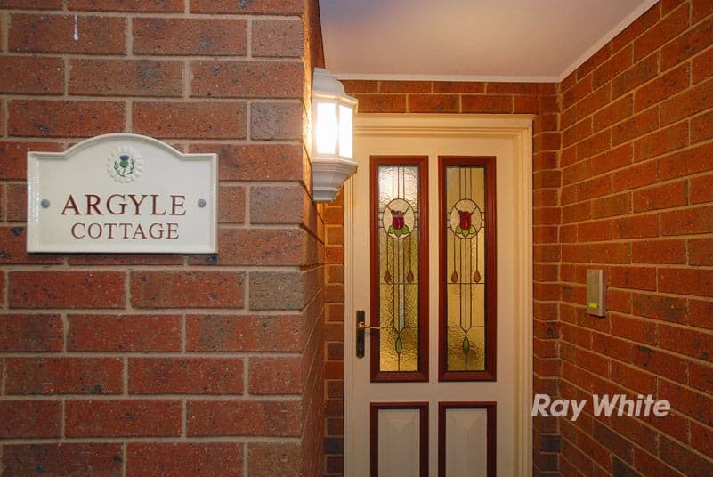3 Filbert Court, CRANBOURNE NORTH VIC 3977, Cranbourne North - Thumbnail 2
