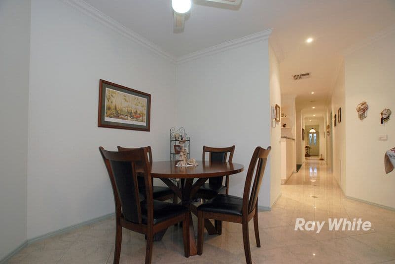 3 Filbert Court, CRANBOURNE NORTH VIC 3977, Cranbourne North - Thumbnail 8