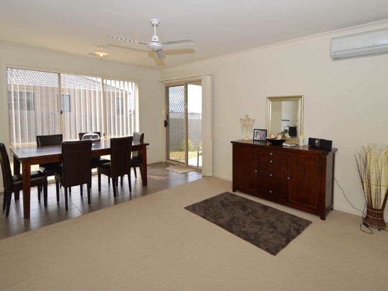19 Wickett Street, SUNBURY VIC 3429, Sunbury - Thumbnail 4