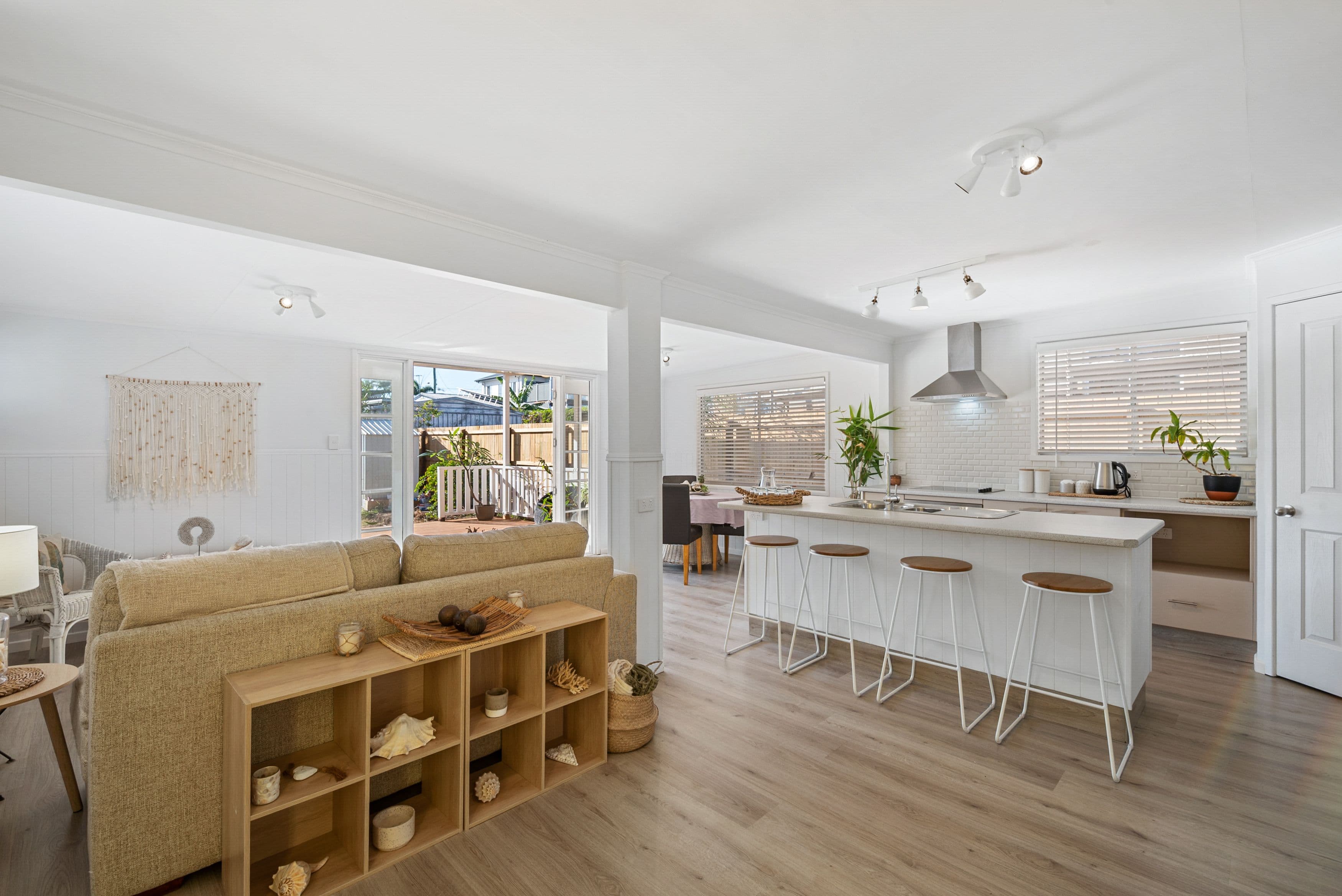 13 Blackwood Road, Margate QLD 4019, Margate - Thumbnail 2