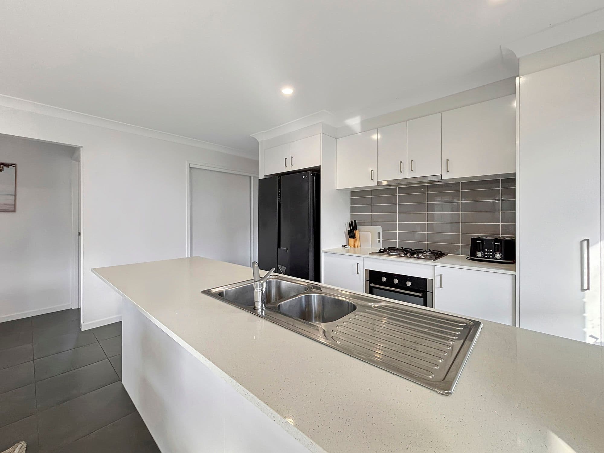 28 Vassallo Drive, Rosewood QLD 4340, Rosewood - Thumbnail 5