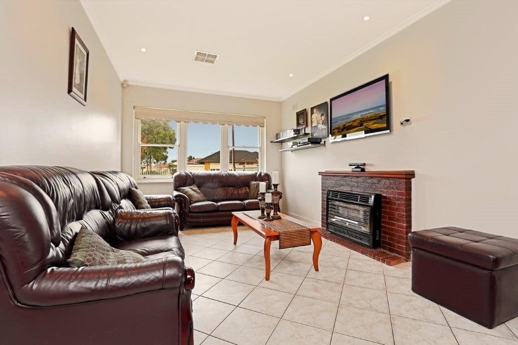 12 Strathbogie Avenue, FINDON SA 5023, Findon - Thumbnail 3