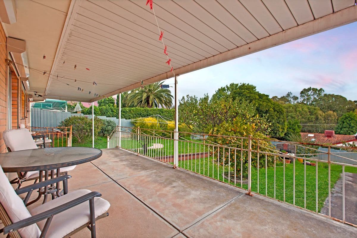 25 Audrey Crescent, Valley View SA 5093, Valley View - Thumbnail 3