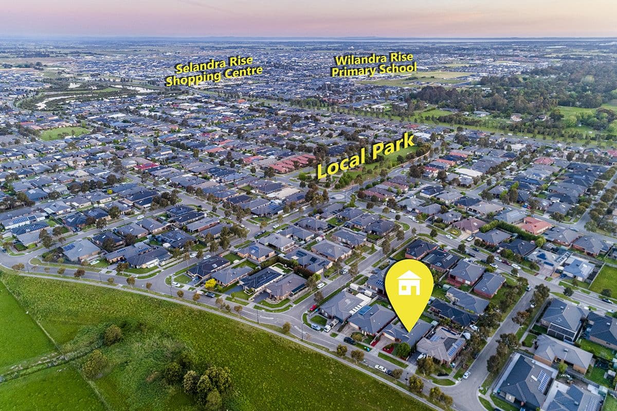 13 Donohue Street, Cranbourne East VIC 3977, Cranbourne East - Thumbnail 2