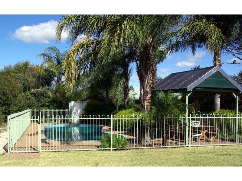 47 Gray Street, SCONE NSW 2337, Scone - Thumbnail 3