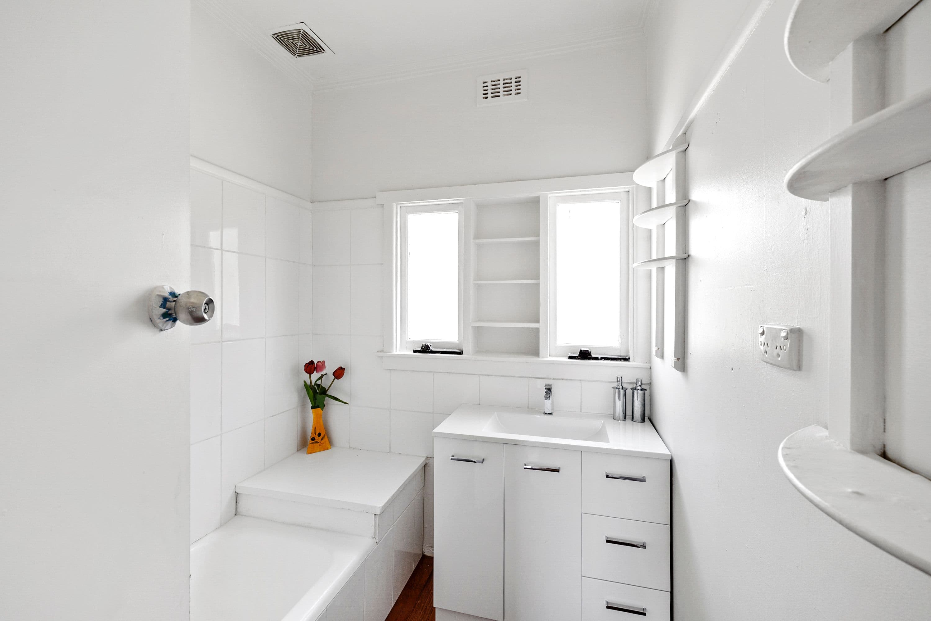 27 Montgomery Street, Ararat VIC 3377, Ararat - Thumbnail 4