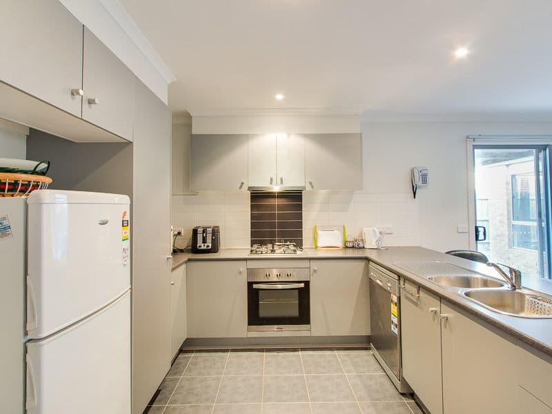 2 Parnell Place, Truganina VIC 3029, Truganina - Thumbnail 5