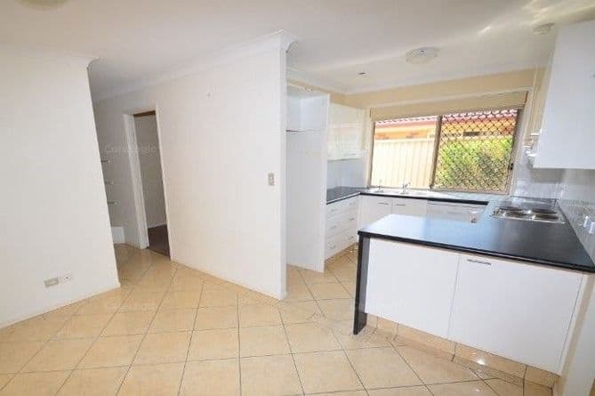 165 Greenacre Drive, Arundel QLD 4214, Arundel - Thumbnail 3
