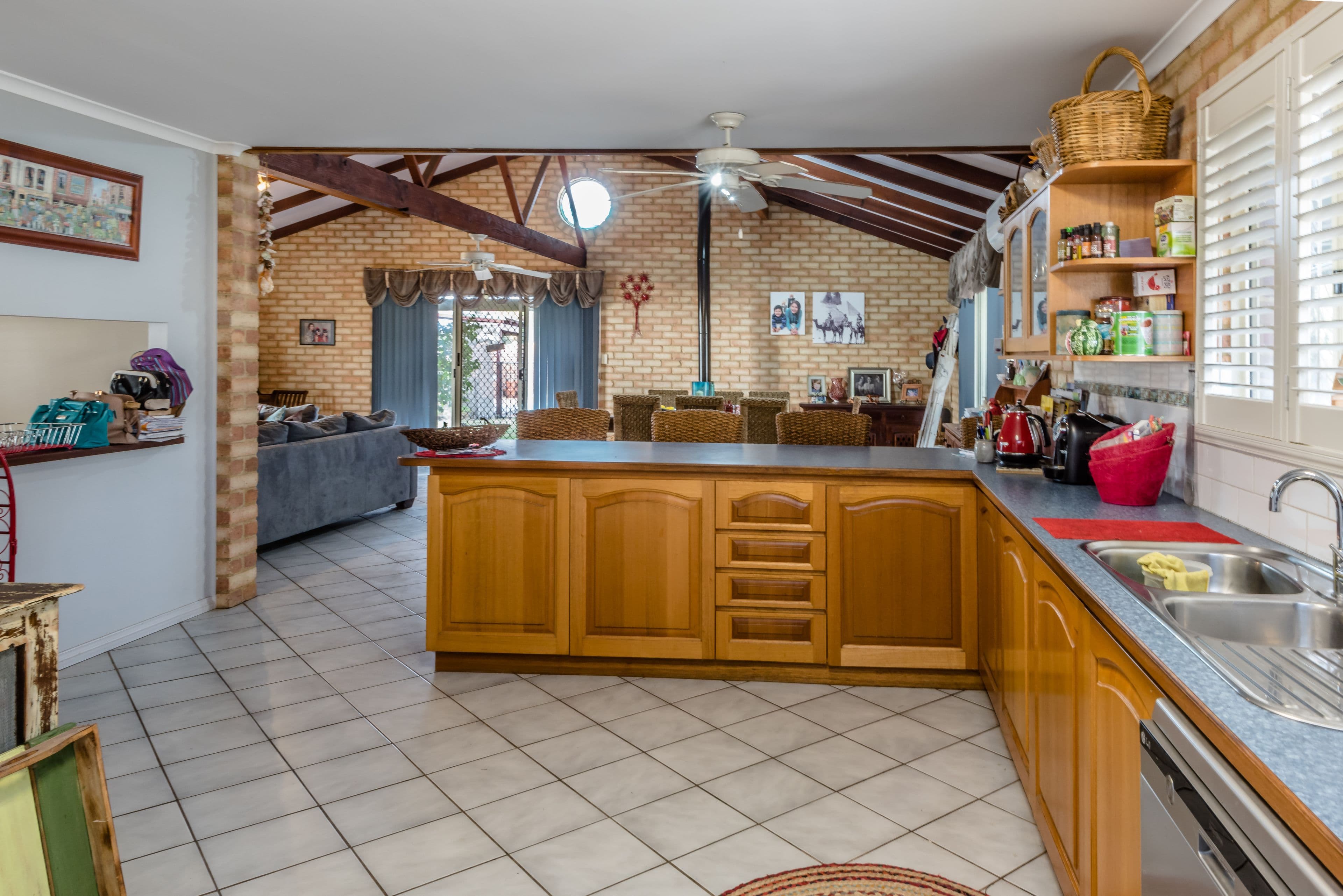 14 Eakins Crescent, Wandina WA 6530, Wandina - Thumbnail 2