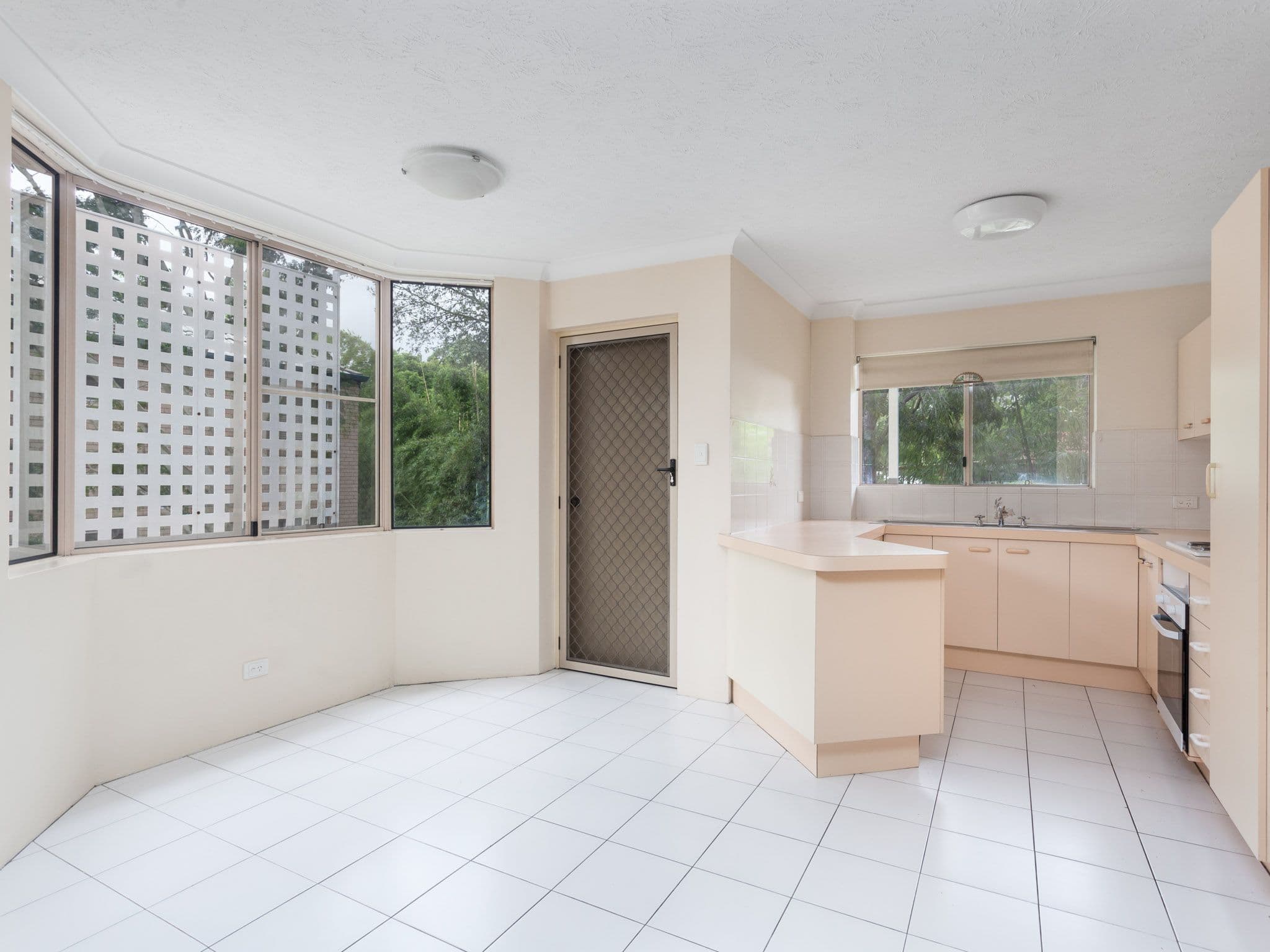 98 Indooroopilly Road, Taringa QLD 4068, Taringa - Thumbnail 4