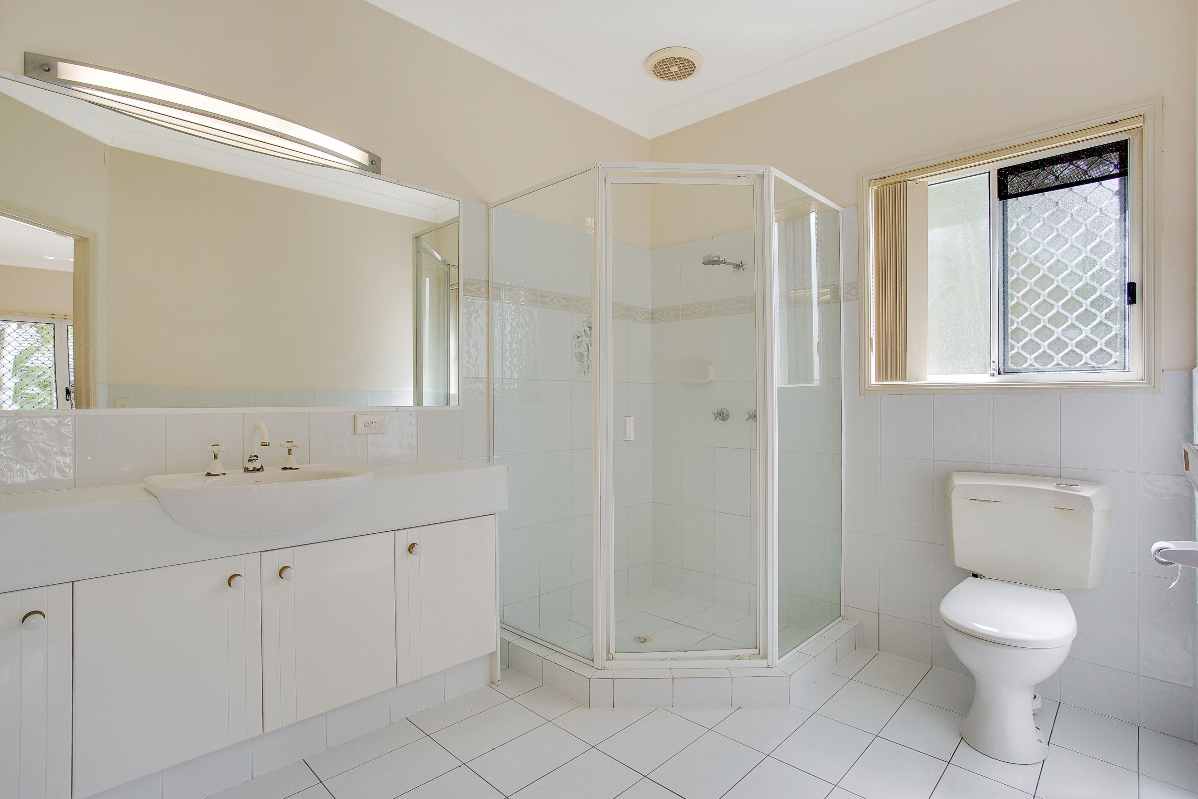 6 Collingwood Avenue, Robina QLD 4226, Robina - Thumbnail 8