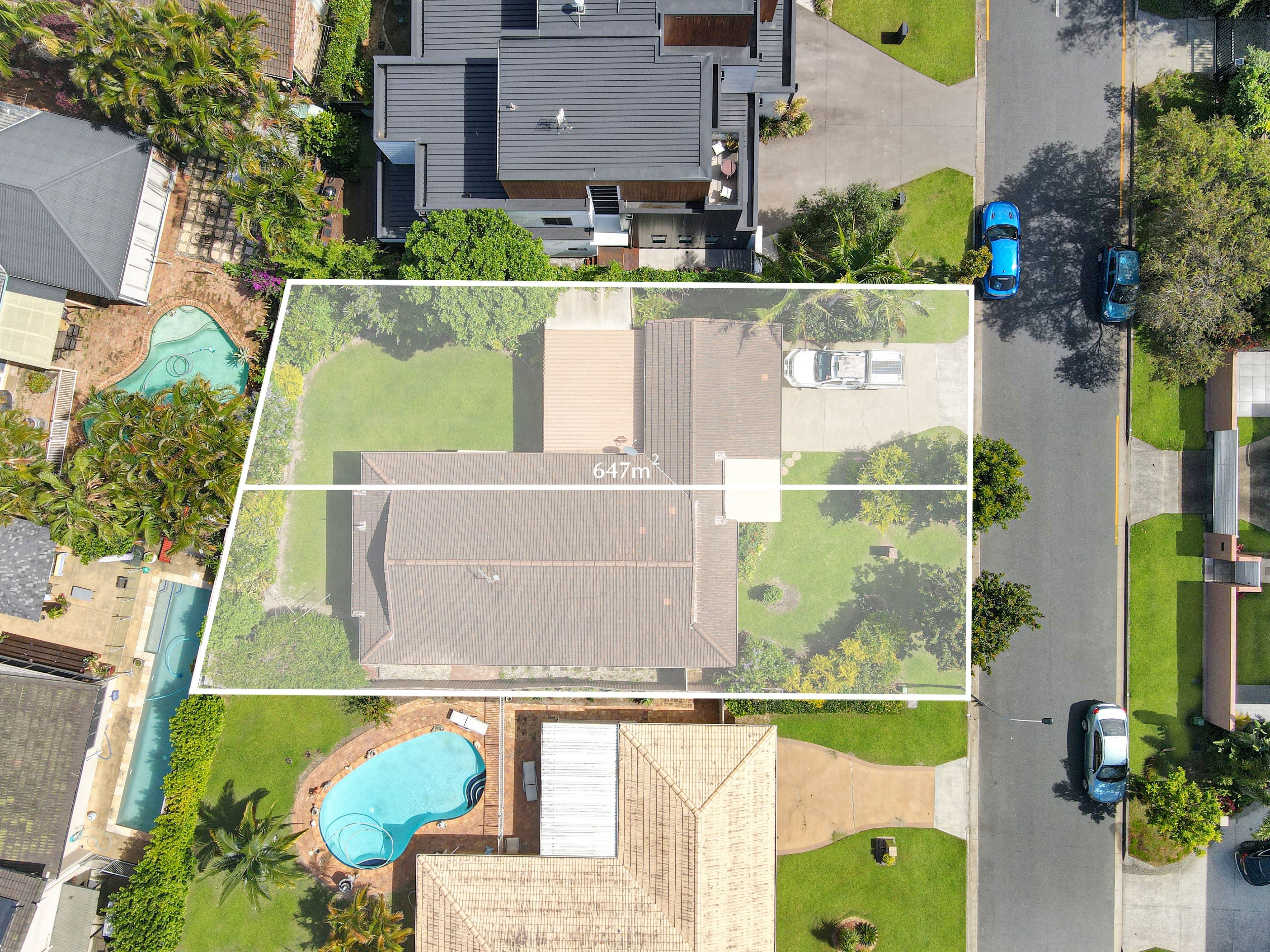 8 Avanti Street, Mermaid Waters QLD 4218, Mermaid Waters - Image 1