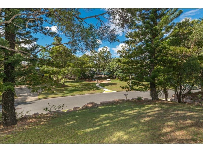 12 Barney Street, ARANA HILLS QLD 4054, Arana Hills - Thumbnail 5