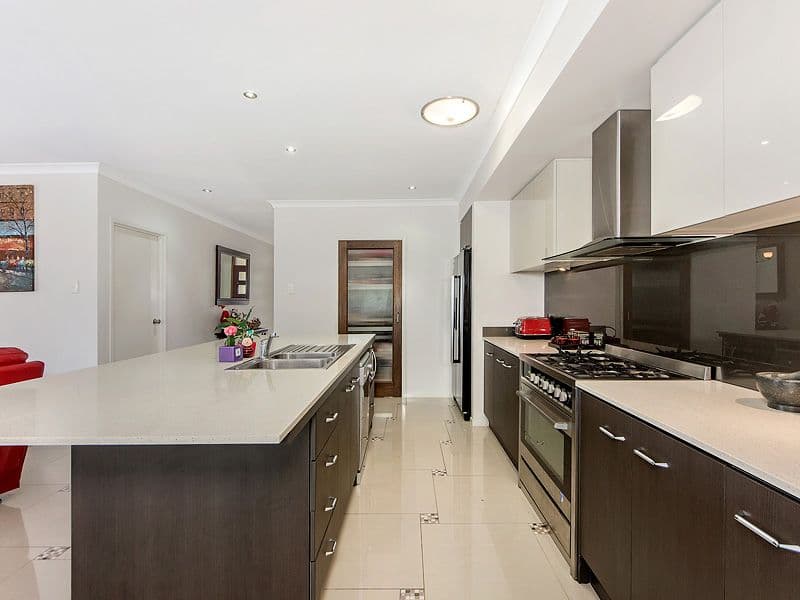 30 Riverbreeze Crescent, Maudsland QLD 4210, Maudsland - Image 1