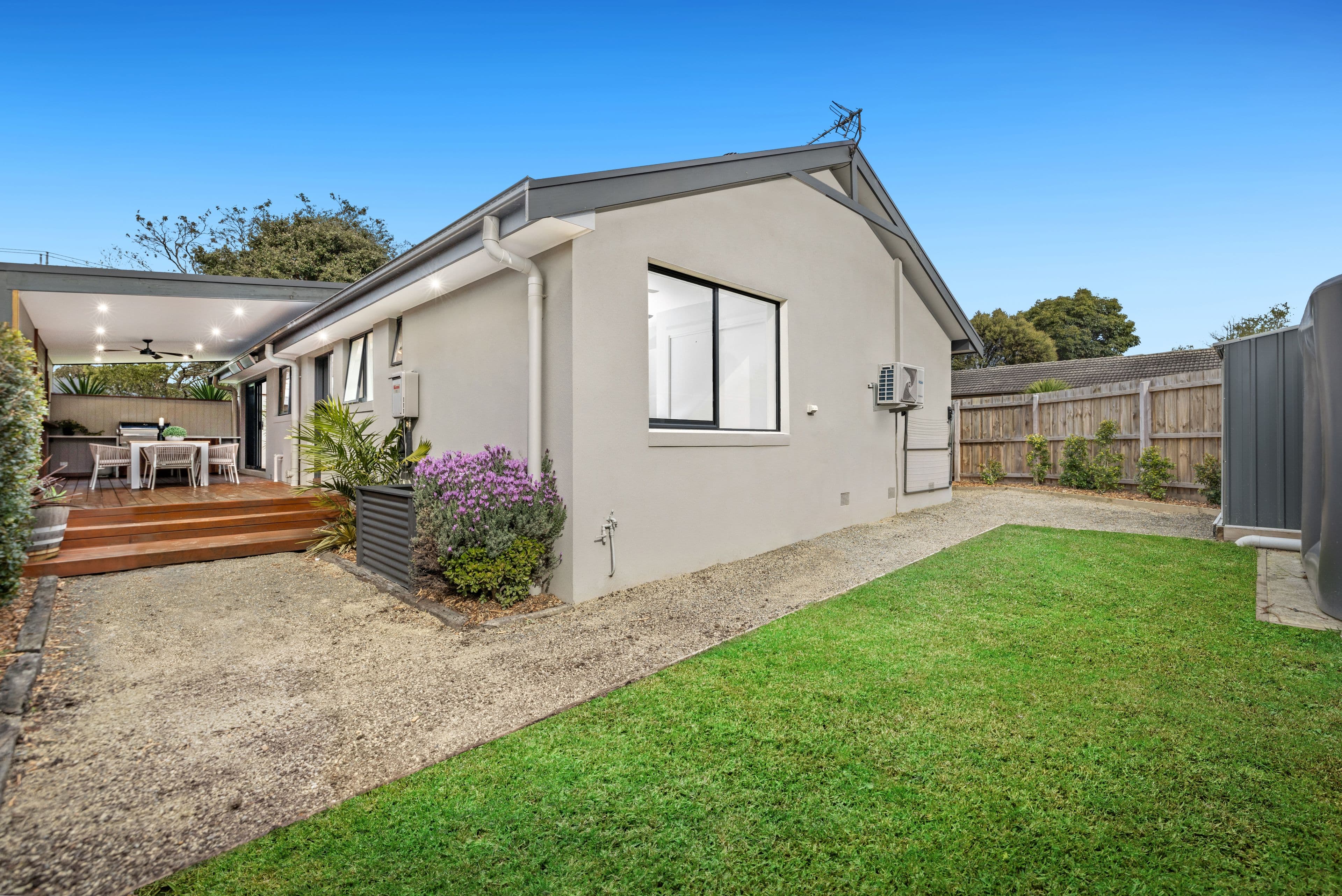 9 Mirang Avenue, Croydon VIC 3136, Croydon - Thumbnail 2