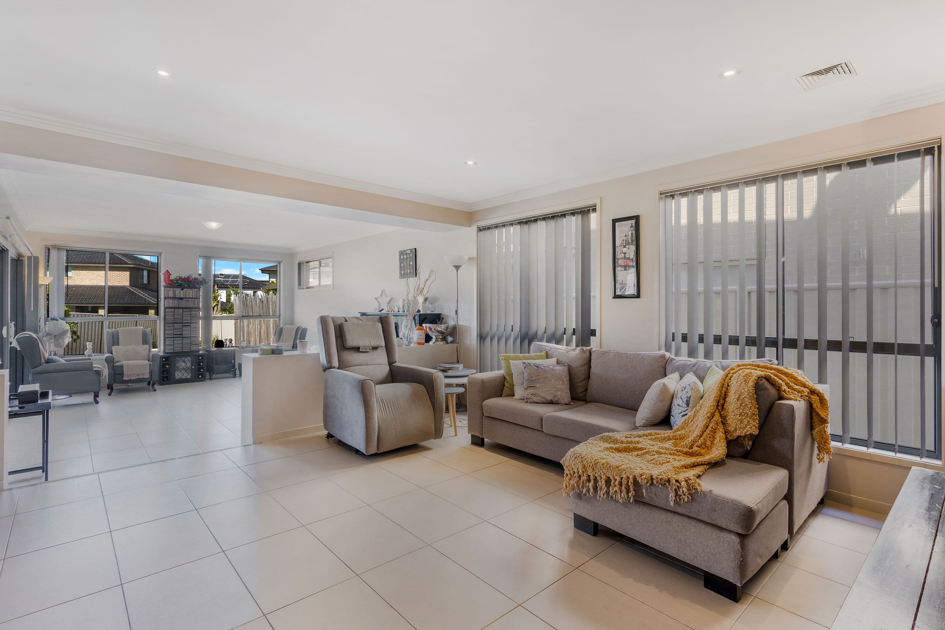 59 San Cristobal Drive, Green Valley NSW 2168, Green Valley - Thumbnail 3