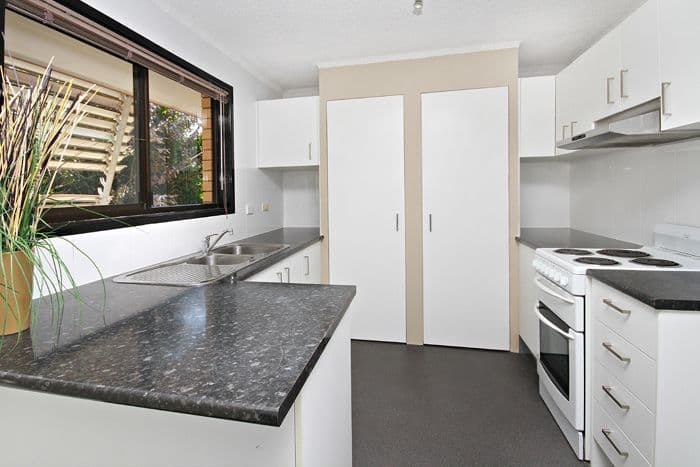 27 Walan Street, MOOLOOLABA QLD 4557, Mooloolaba - Thumbnail 3