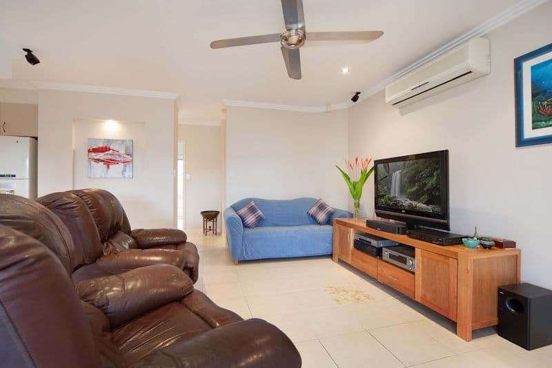 9 Laidley Close, BENTLEY PARK QLD 4869, Bentley Park - Thumbnail 4