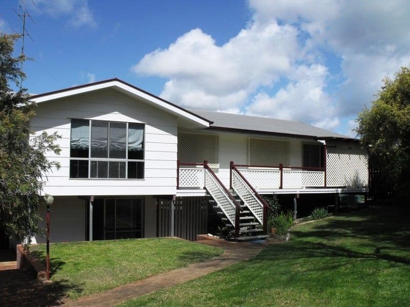 33 Rosalie Drive, YARRAMAN QLD 4614, Yarraman - Image 1