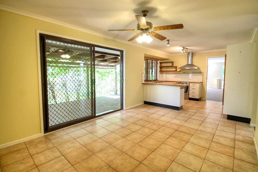 1037 Mount Crosby Road, Karana Downs QLD 4306, Karana Downs - Thumbnail 6