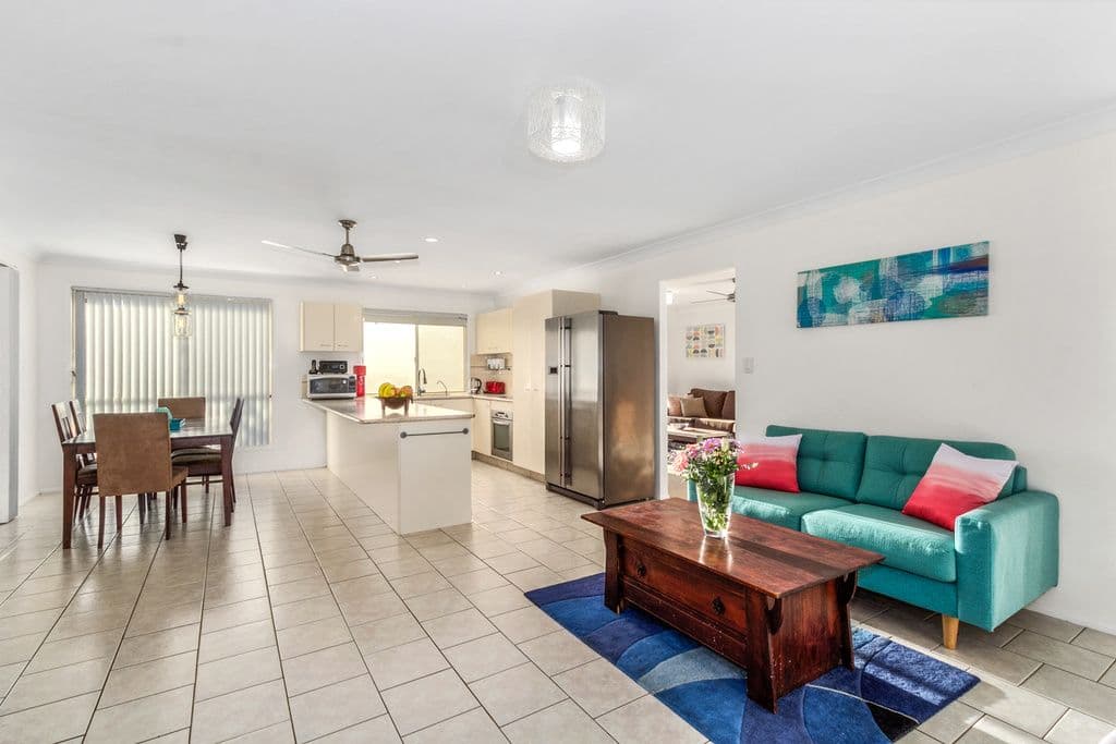 30 Kildare Drive, Banora Point - Thumbnail 8