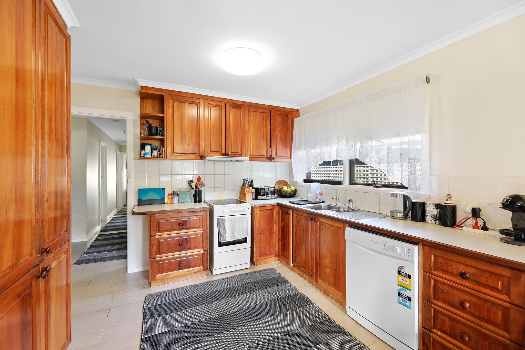 22 Boronia Street, Warragul VIC 3820, Warragul - Thumbnail 2