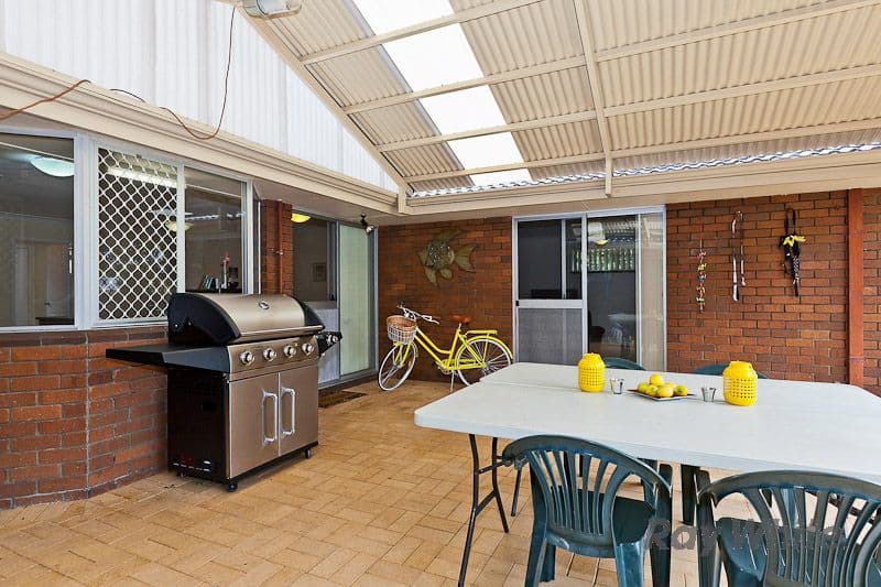 11 Passey Place, KARDINYA WA 6163, Kardinya - Thumbnail 2