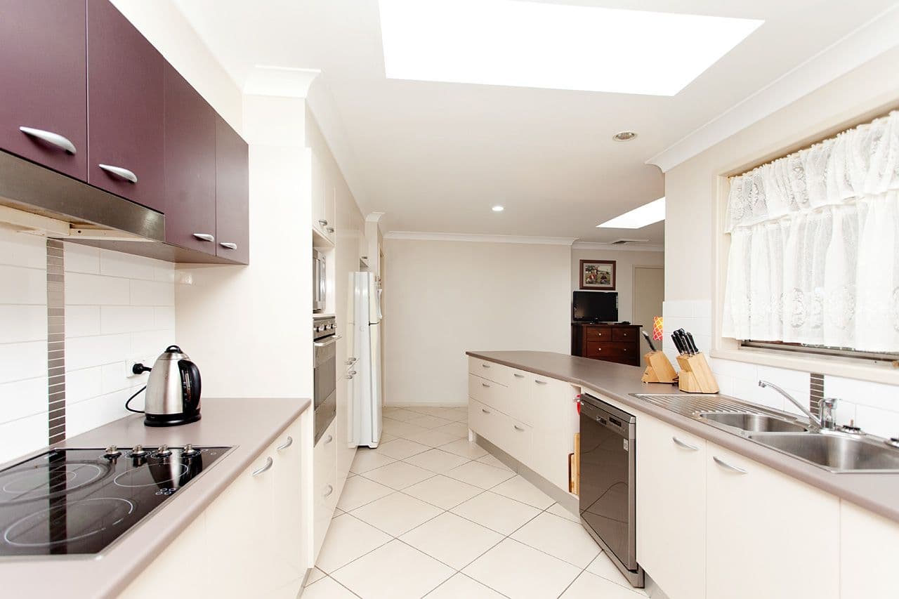 12 Glenhaven Street, Taree NSW 2430, Taree - Thumbnail 3