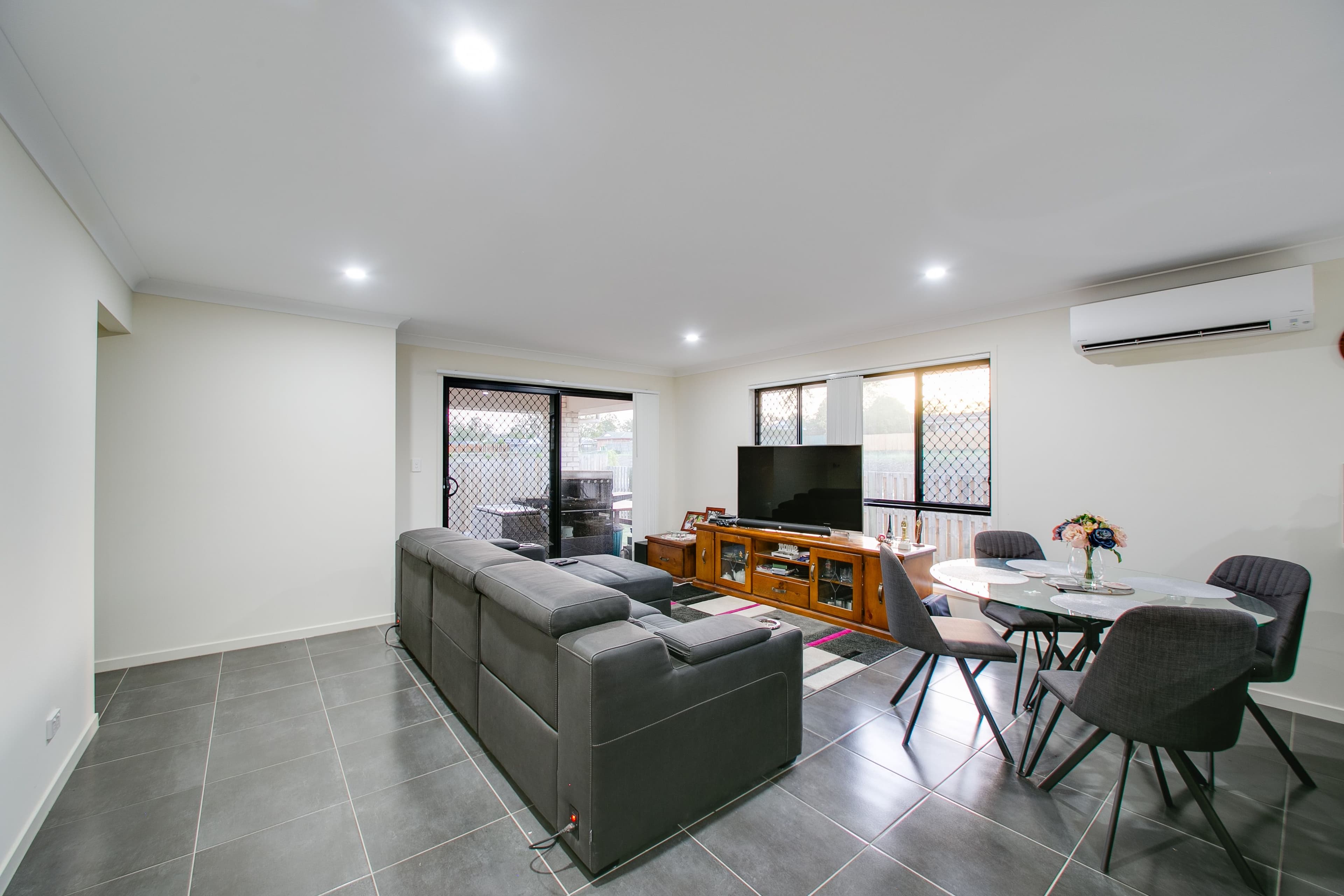 12 Ward Street, Flinders View QLD 4305, Flinders View - Thumbnail 6