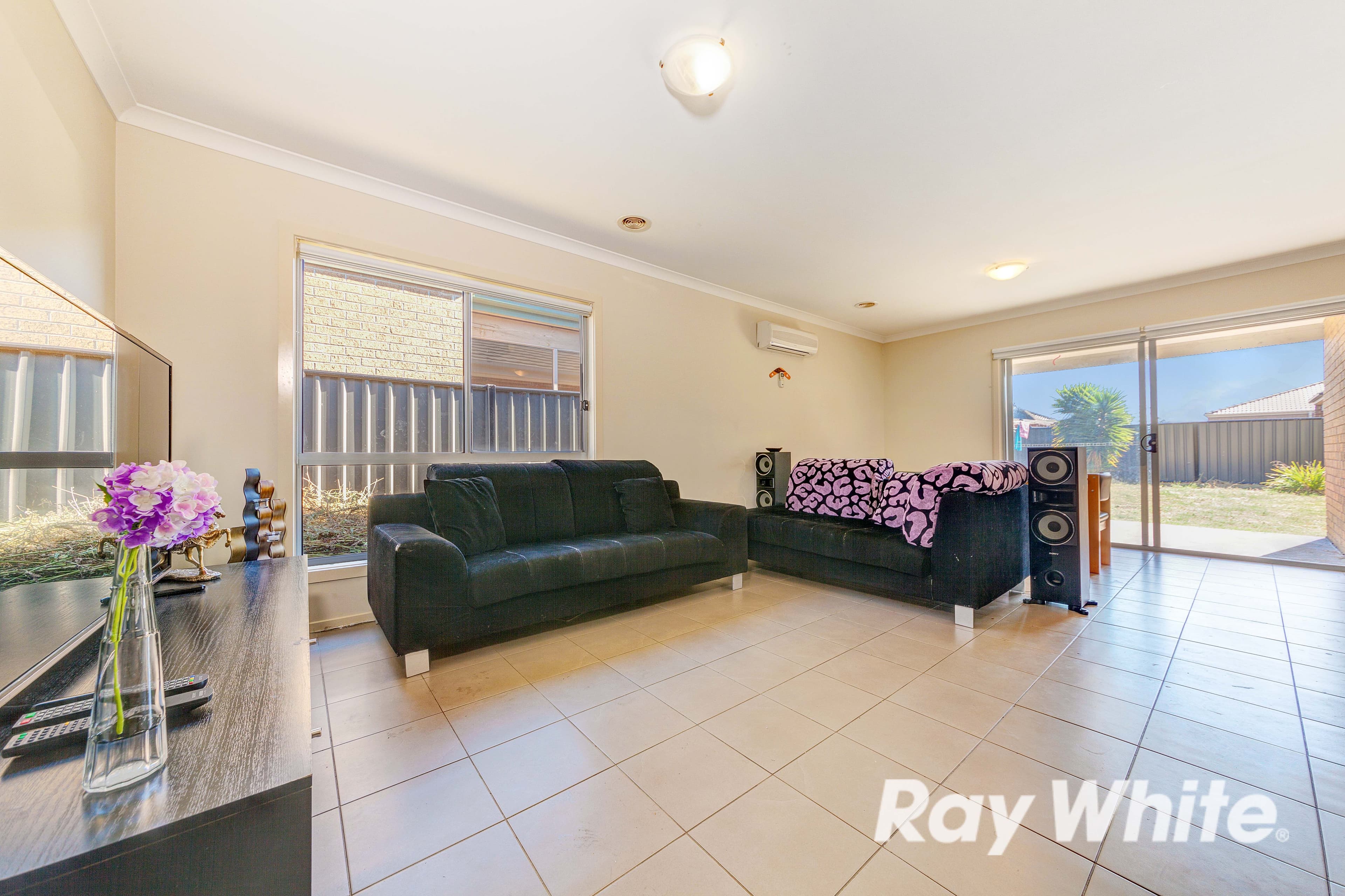 11 Nighthawk Street, Tarneit VIC 3029, Tarneit - Thumbnail 3