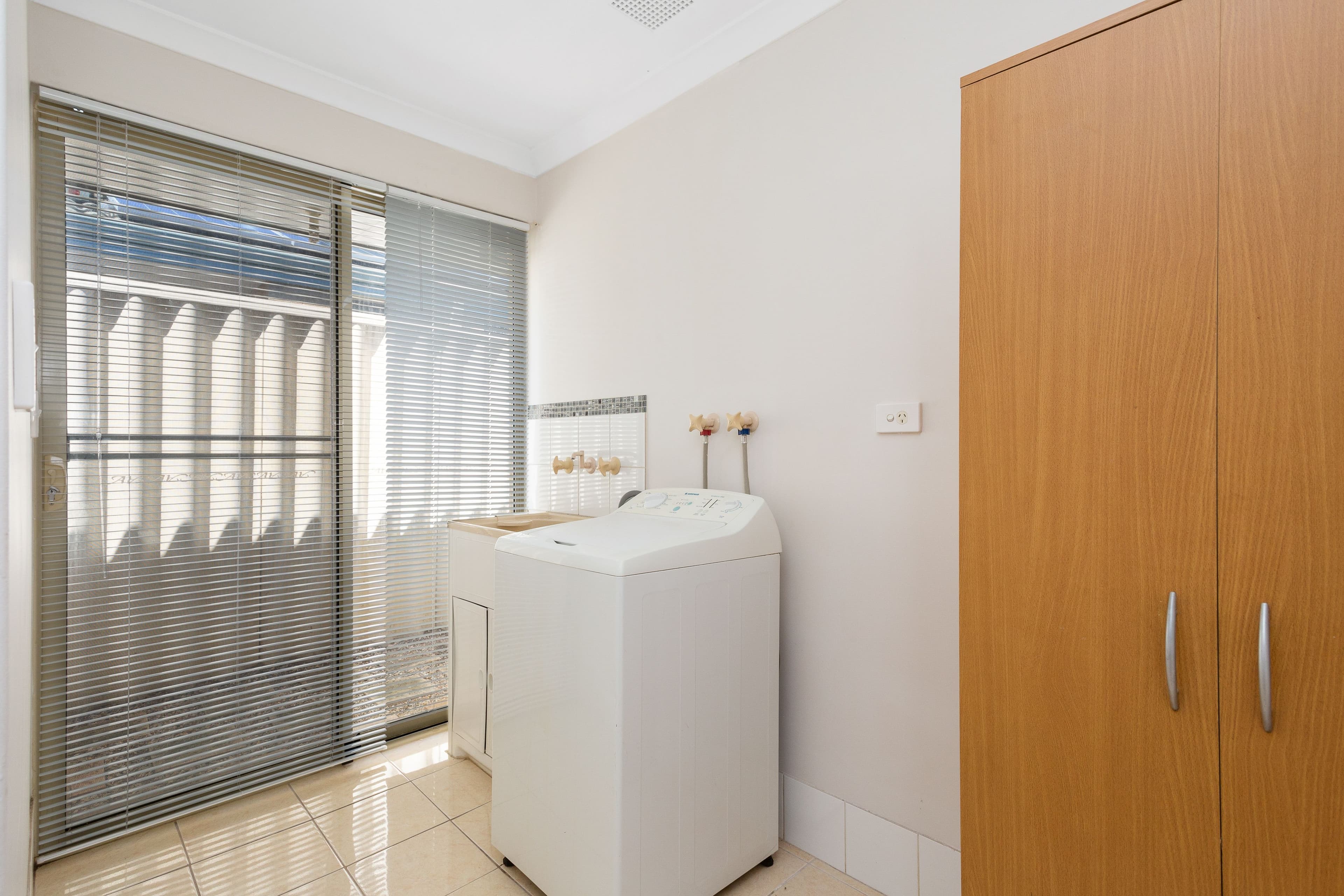 31 Salmon Gum Grove, Beechboro WA 6063, Beechboro - Thumbnail 8