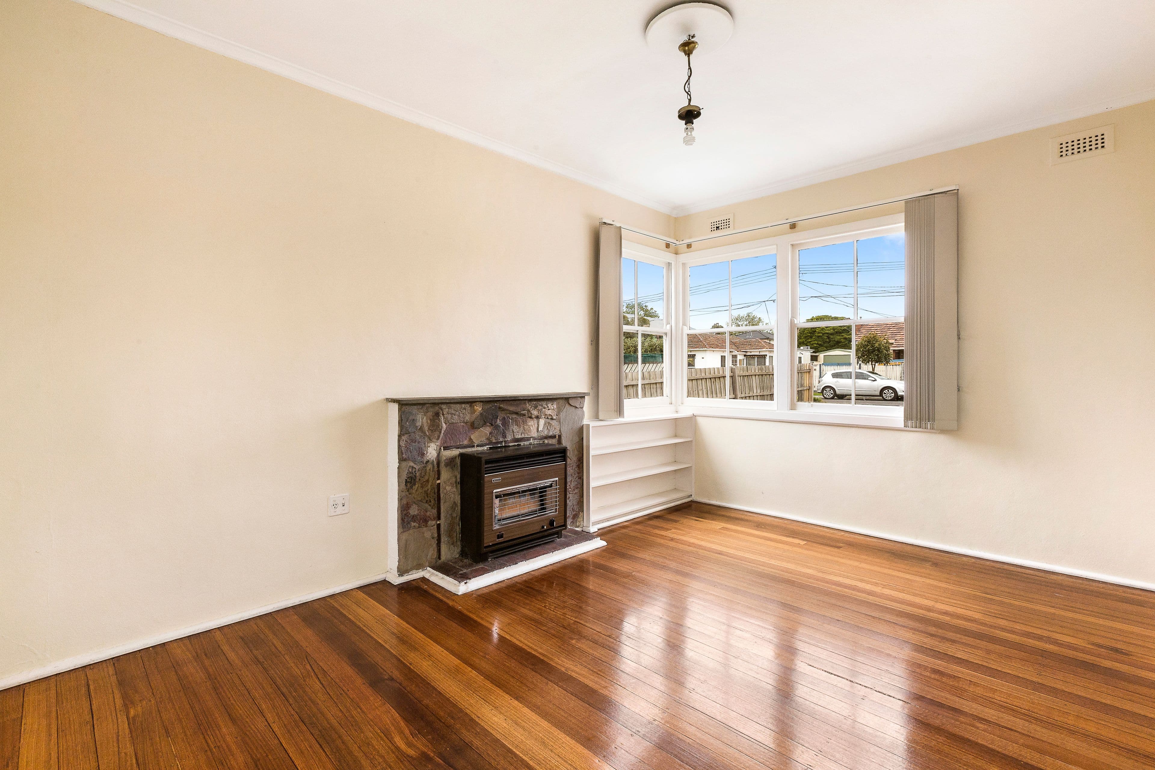 11 Austin Street, Hughesdale VIC 3166, Hughesdale - Thumbnail 2