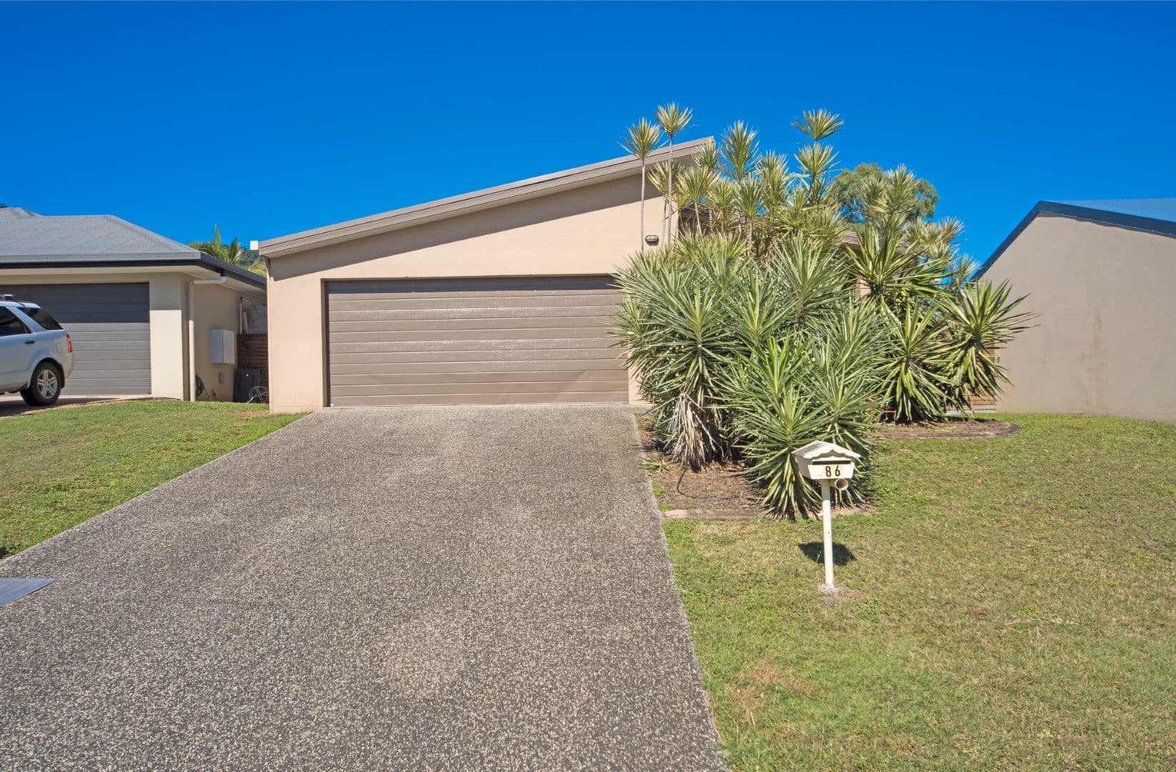 86 Abell Road, Cannonvale QLD 4802, Cannonvale - Thumbnail 2