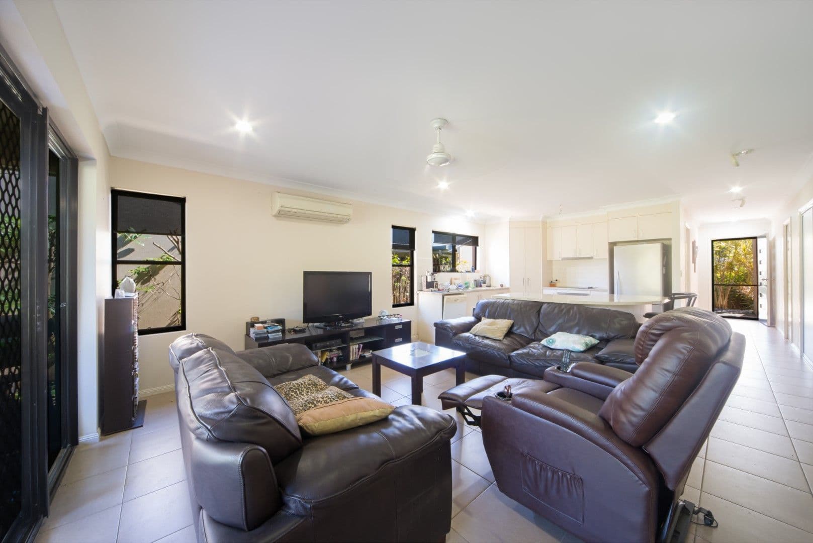 86 Abell Road, Cannonvale QLD 4802, Cannonvale - Thumbnail 7
