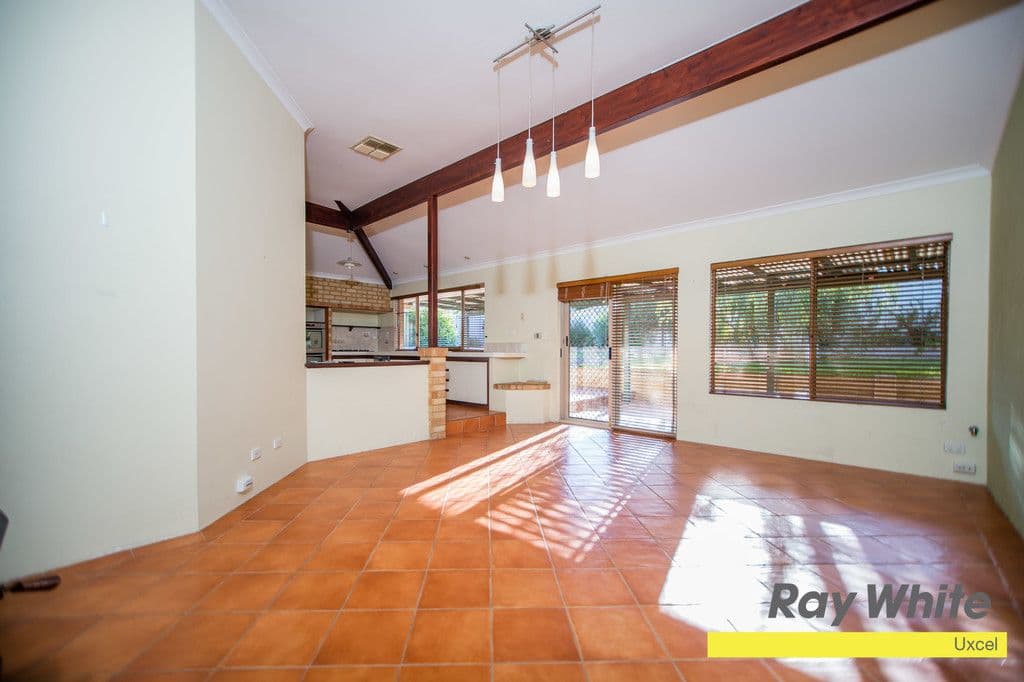 1 Treetop Circle, Canning Vale WA 6155, Canning Vale - Thumbnail 7