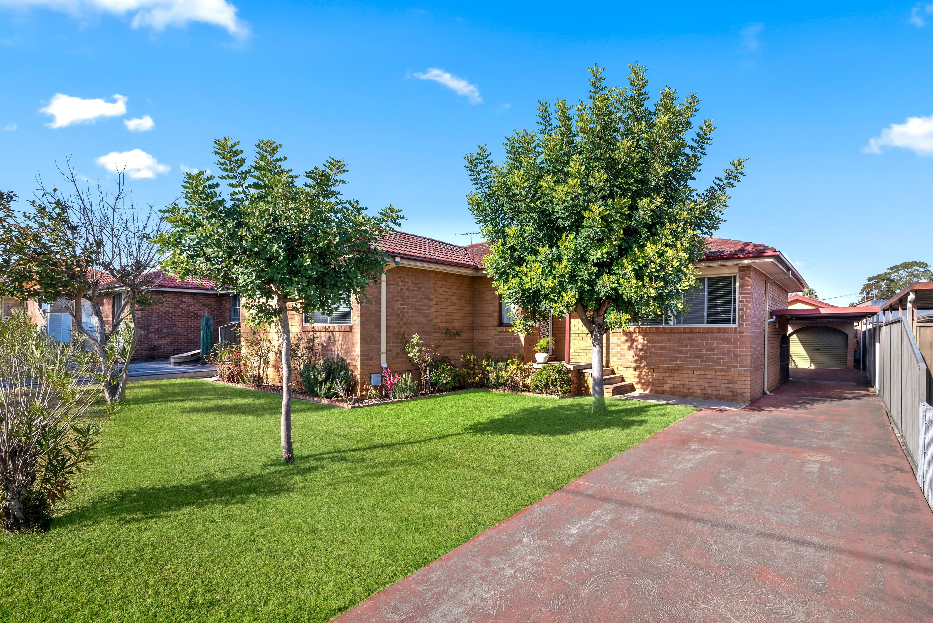 64 Hillview Parade, Lurnea NSW 2170, Lurnea - Image 1