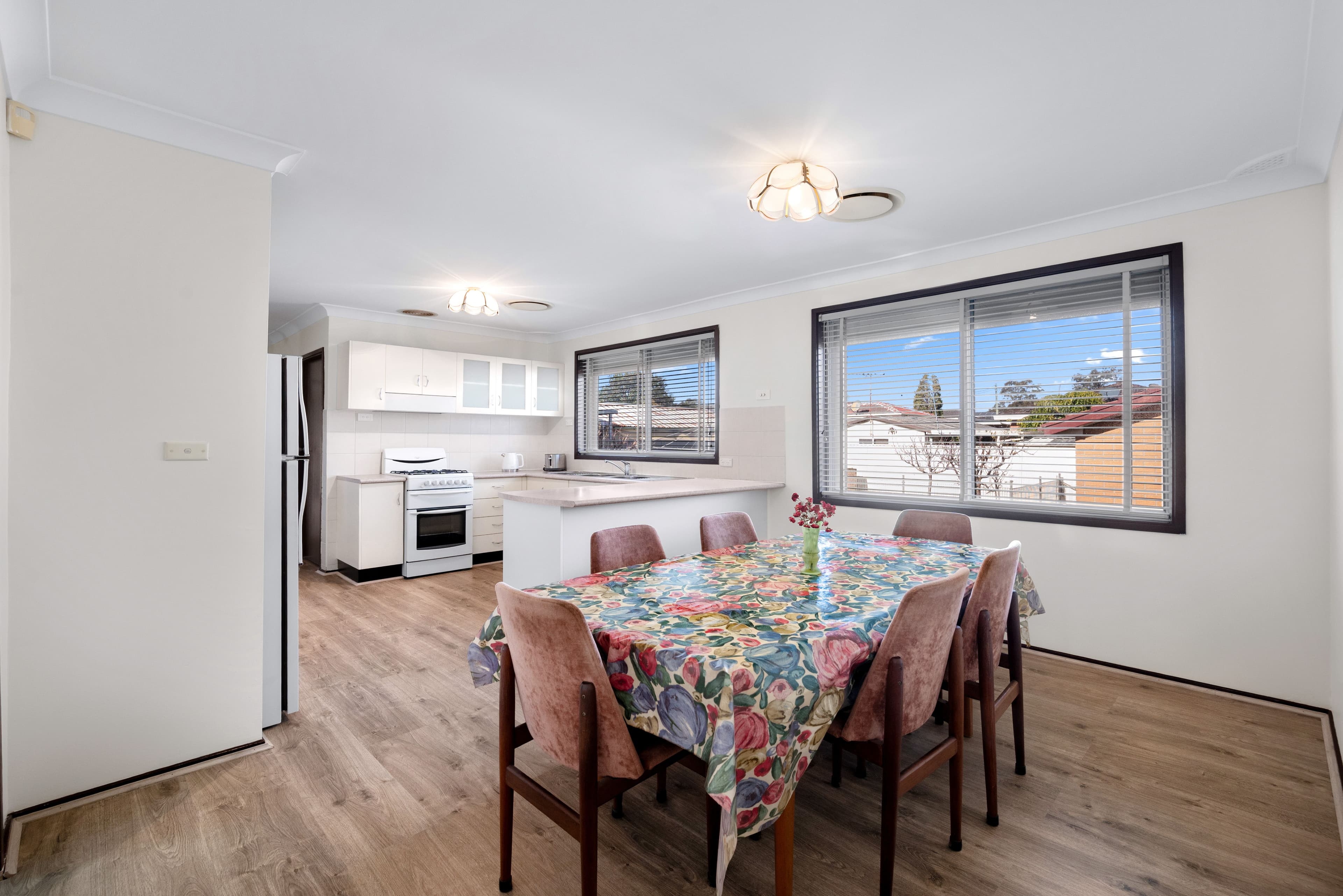 64 Hillview Parade, Lurnea NSW 2170, Lurnea - Thumbnail 4