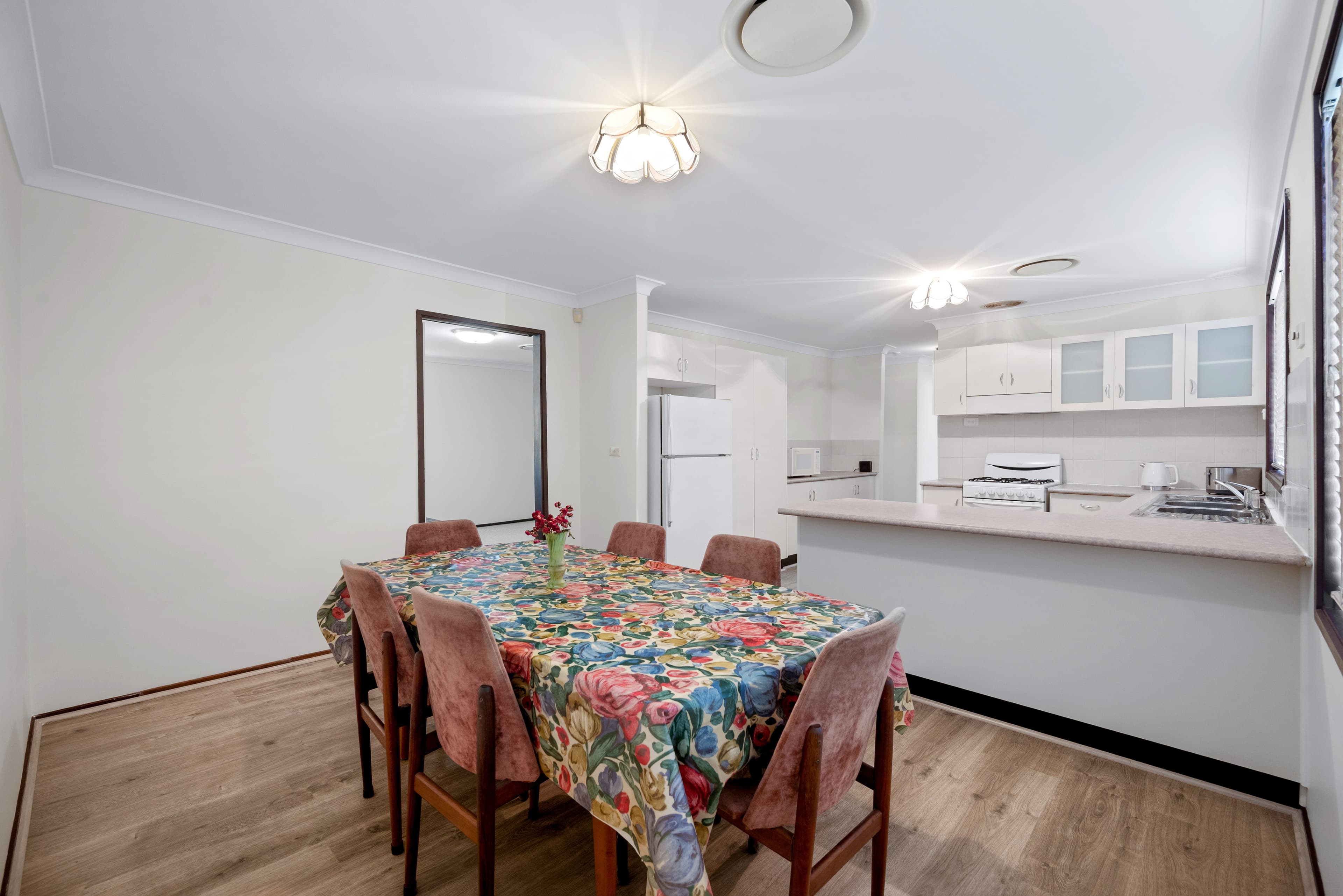 64 Hillview Parade, Lurnea NSW 2170, Lurnea - Thumbnail 5
