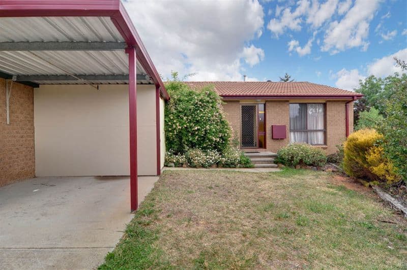 16  Carpenter Close, CALWELL ACT 2905, Calwell - Thumbnail 2