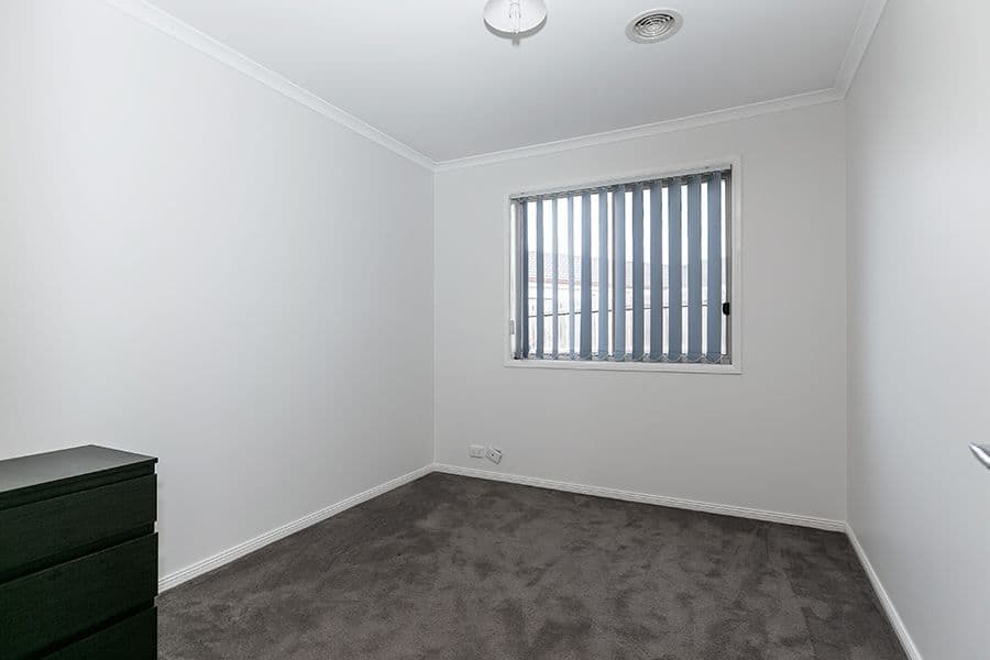 72 Dunvegan Drive, KURUNJANG VIC 3337, Kurunjang - Thumbnail 8