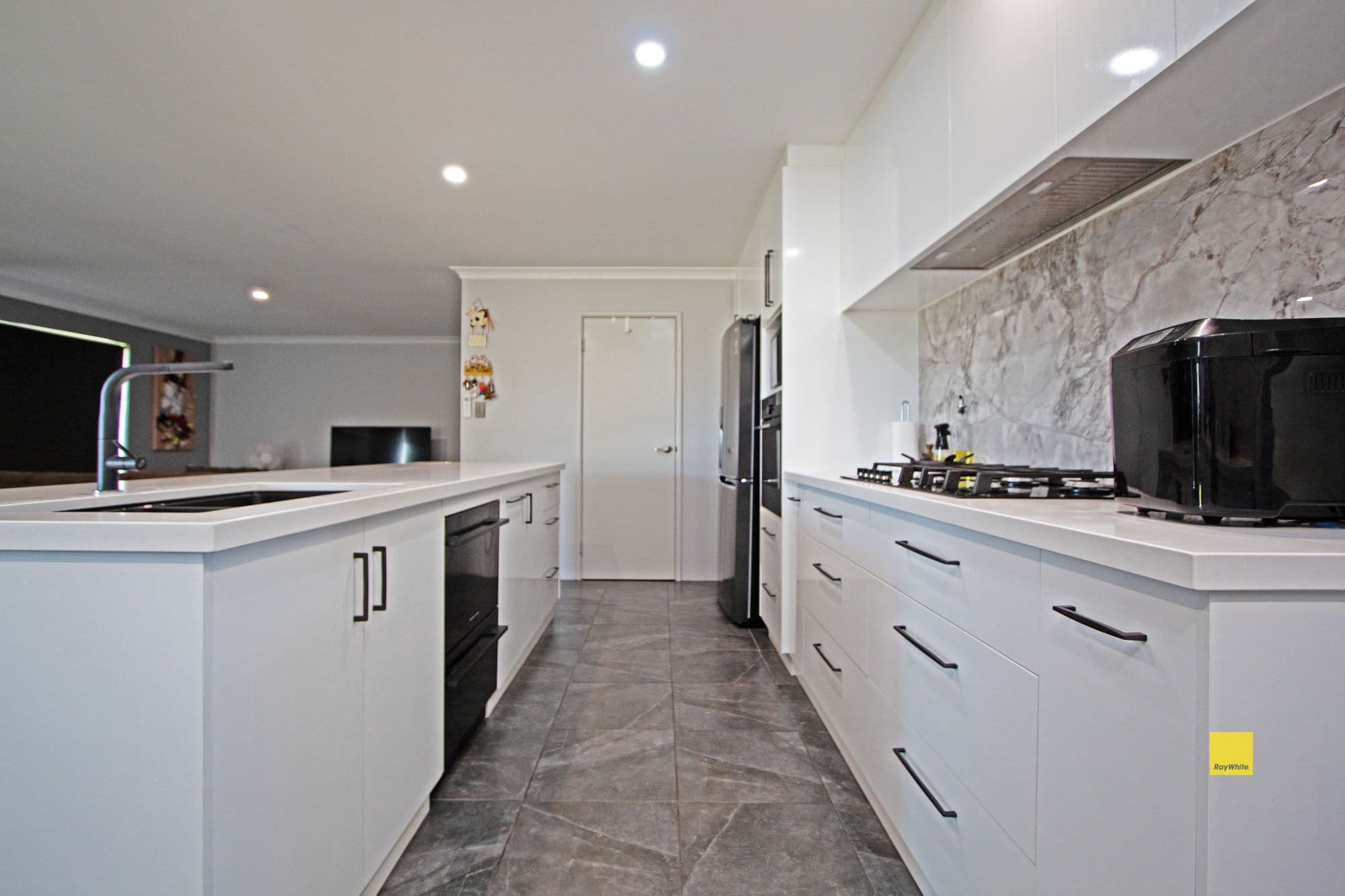 59 Middleton Blv, Jurien Bay WA 6516, Jurien Bay - Thumbnail 2