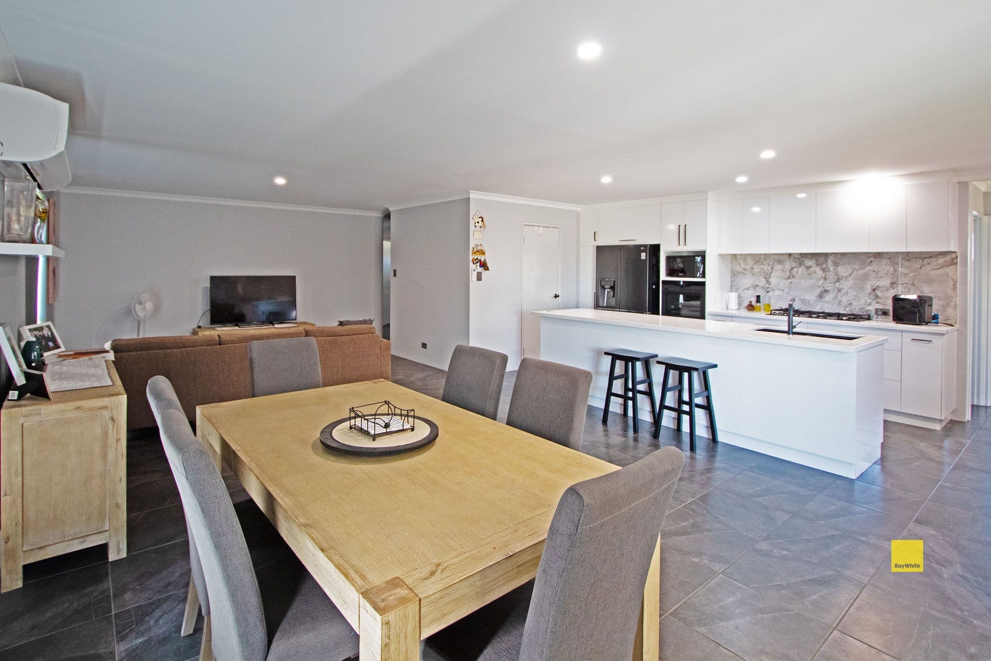 59 Middleton Blv, Jurien Bay WA 6516, Jurien Bay - Thumbnail 3