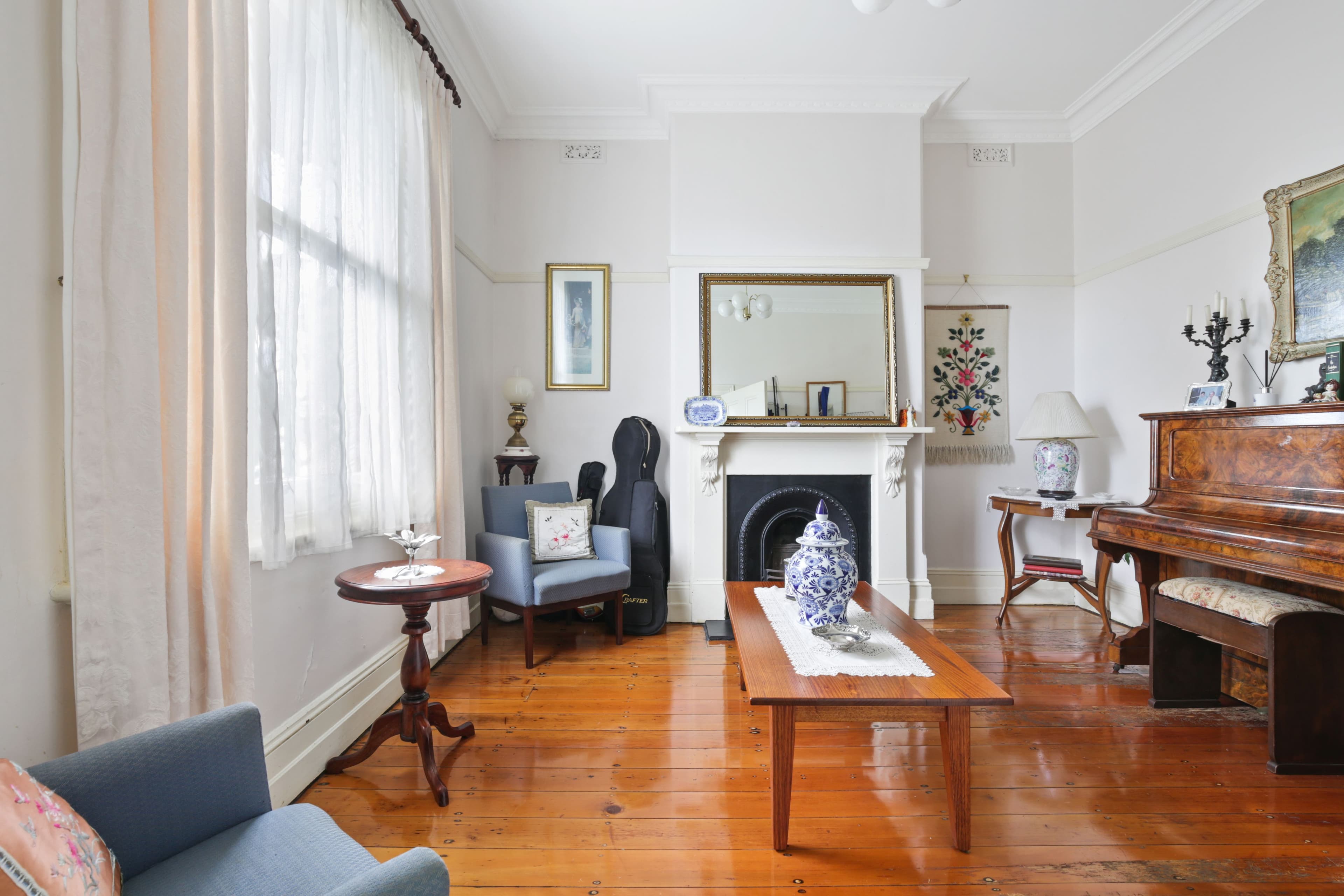 17 Harrington Street, Enmore - Thumbnail 4