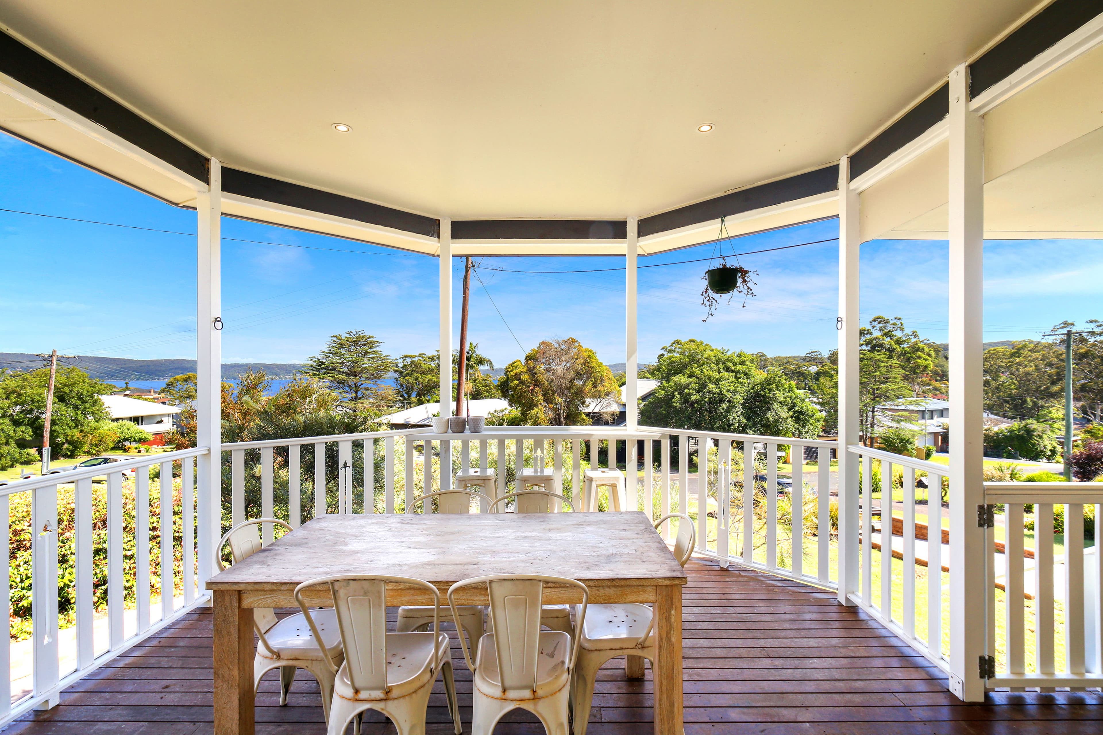 29 Patrick Crescent, Saratoga - Thumbnail 3