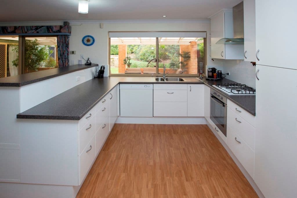 92 Apple Blossom Drive, MIRRABOOKA WA 6061, Mirrabooka - Thumbnail 4