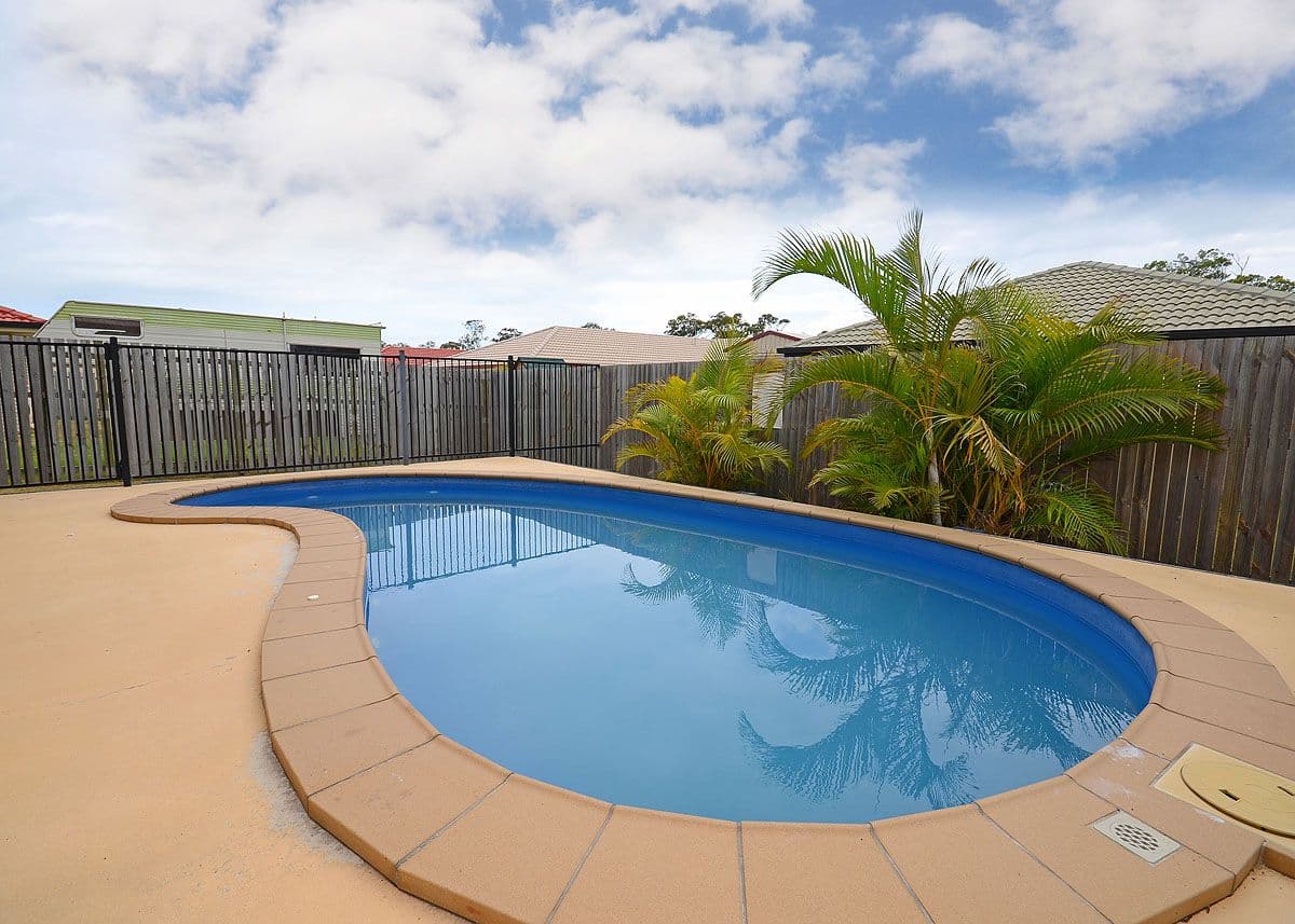 22 Topaz Circuit, URANGAN QLD 4655, Urangan - Thumbnail 2