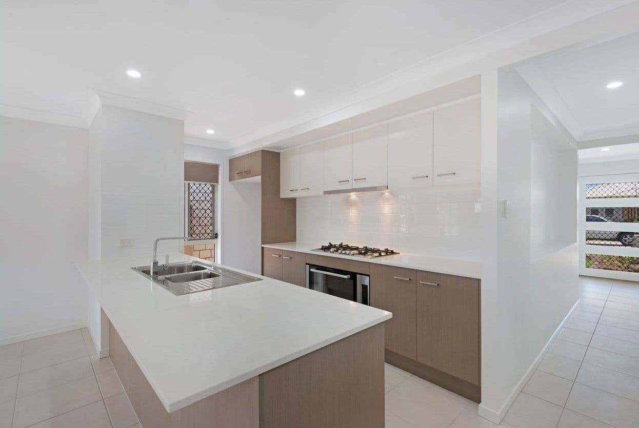 10 Isla Close, Mango Hill QLD 4509, Mango Hill - Thumbnail 3