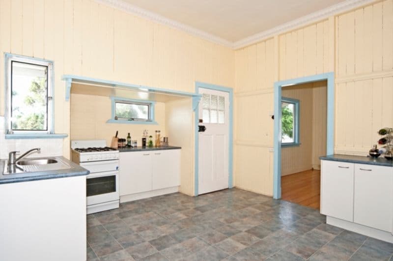 23 Pine Street, NORTH IPSWICH QLD 4305, North Ipswich - Thumbnail 8