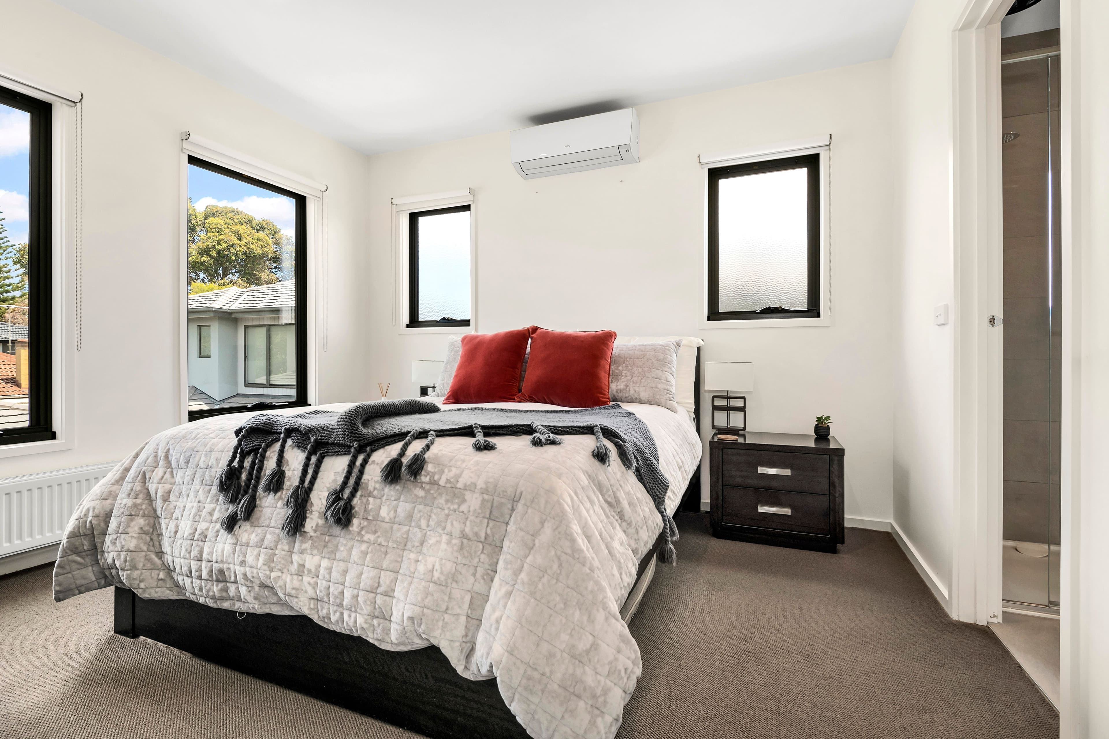 14 Duncan Avenue, Seaford VIC 3198, Seaford - Thumbnail 5