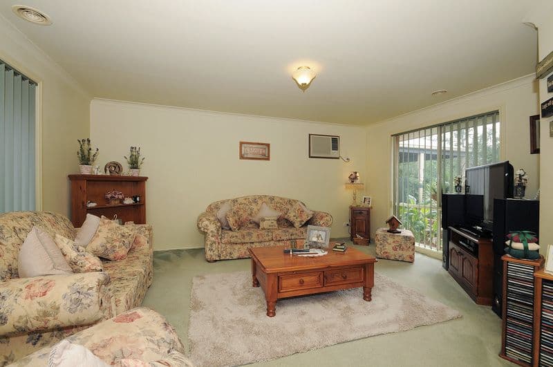 8 Jason Road, CARRUM DOWNS VIC 3201, Carrum Downs - Thumbnail 2
